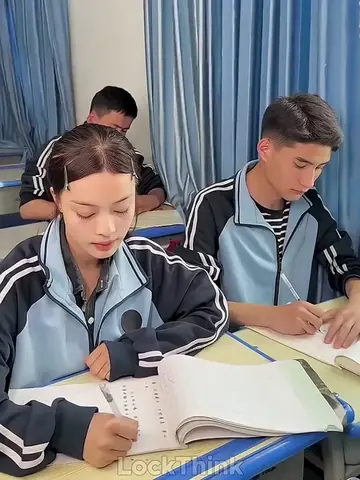 Exam Pigeon 🕊️📝