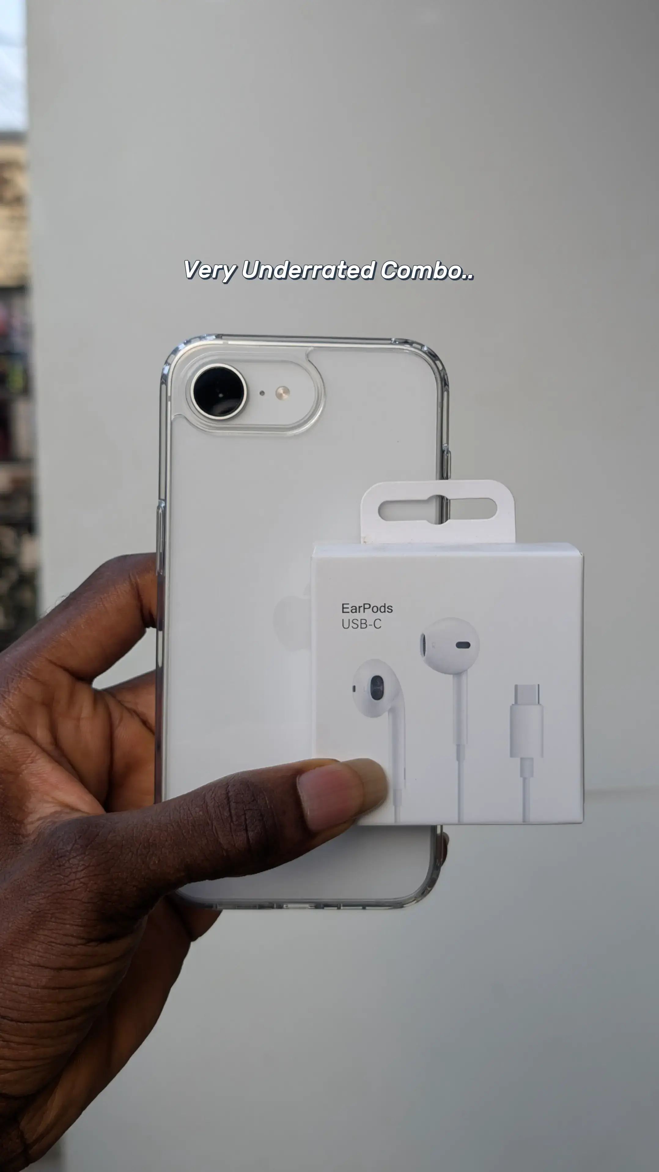 17e white on Transparent pouch