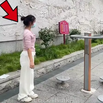 China’s Free Public Gyms! 😲🤸‍♀️