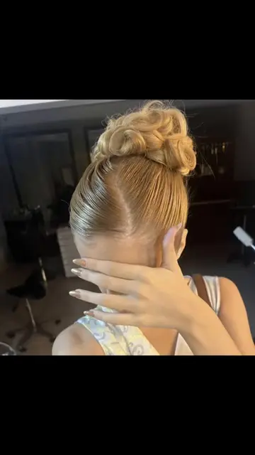 Easy hairstyles you can do in just a few minutes ✨ Hair tips & simple hairstyle 
