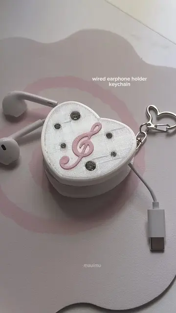 earphone organizer holder keychain 🫧💫 #earphoneholder #earphoneorganizer #aest