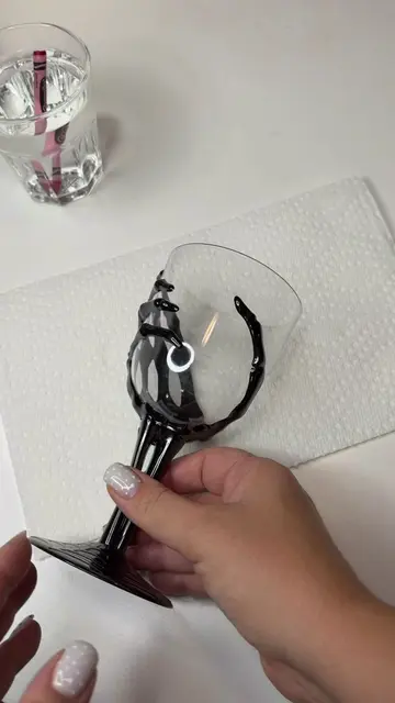 DIY Hack🩸I knew exactly what to do with this.👻🎃 #LifeHack #DIY #halloween #ca