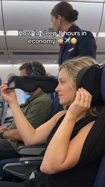 You actually sleep on a 8-hour economy flight 😭😭 #economyclass #longhaulflight