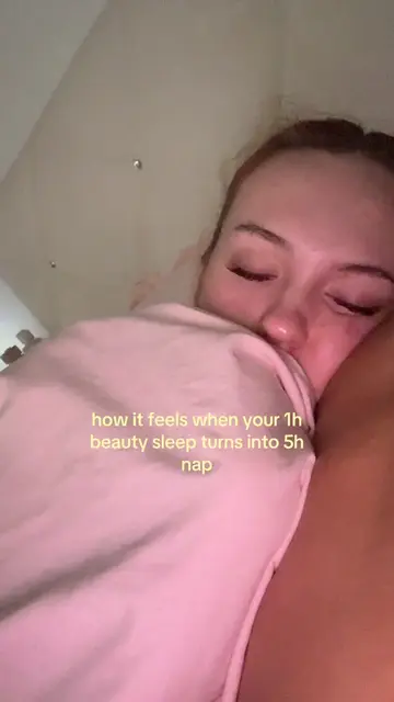 Wasted day #beautysleep #ilovenaps #longnap #sleeping #earlygrwm 