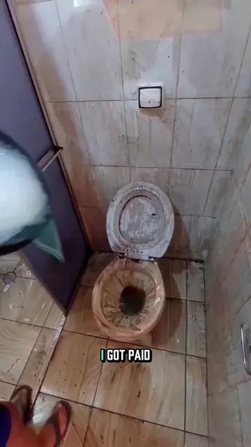 PAID £2,500 TO CLEAN ONE BATHROOM #cleaninghacks #cleaning #cleaninghome 