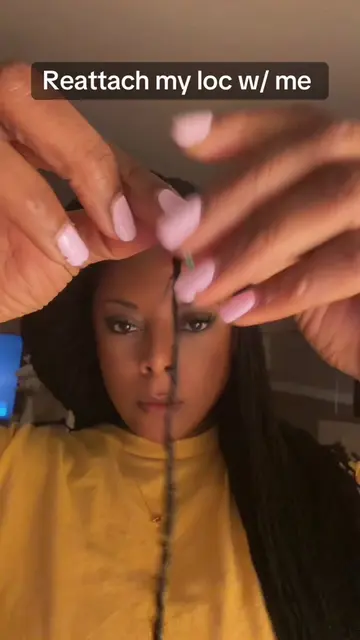 So I was styling my locs, pulled one a little too hard... and yep-it broke 😩 Co