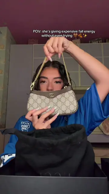 Tiny bag, BIG fall obsession 🤎🍂✨ she makes every outfit look instantly expensi