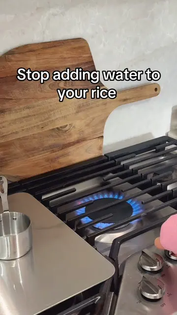 Thank me later… stop making your rice with plain water 🍚🔥 For every 1 cup of r