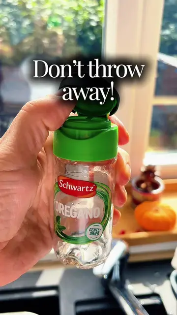 Why didn’t I think of this years ago!? 🌱 #PlantTok #plants #plantslover #hack 