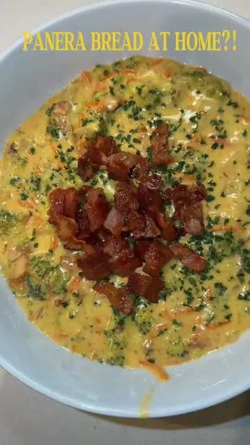 Fall in a Bowl 🍂🥣 Ep. 3 Panera at home?! 👀 This broccoli cheddar soup came ou
