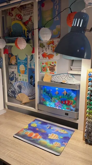 😴🐬🪼 #frutigeraero #roomdecor #nostalgia #desksetup #juminocore 
