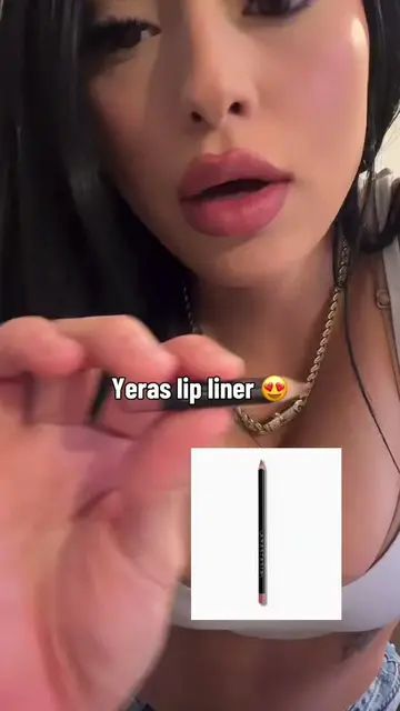 Yera’s lip liner 😍 #yera #lipliner #lipcombo 