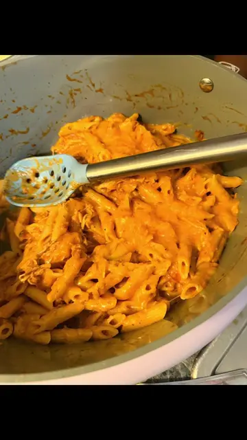 Easy crockpot dinner!  #crockpotrecipes #crockpotmeals #crockpotdinner #weeknigh