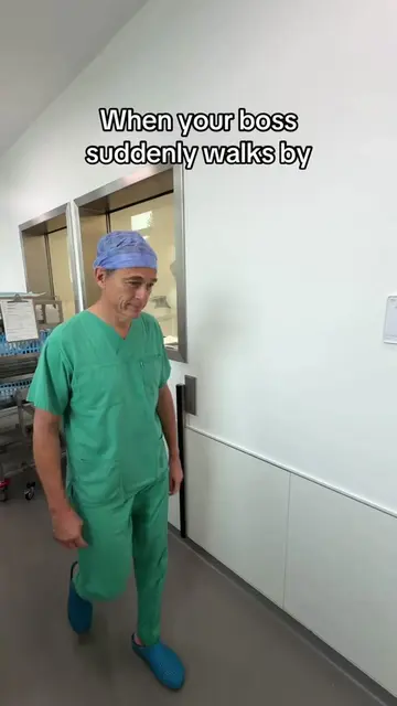 When your boss suddenly walks by #fyp #tiktok #funnyvideo #funny #haha 