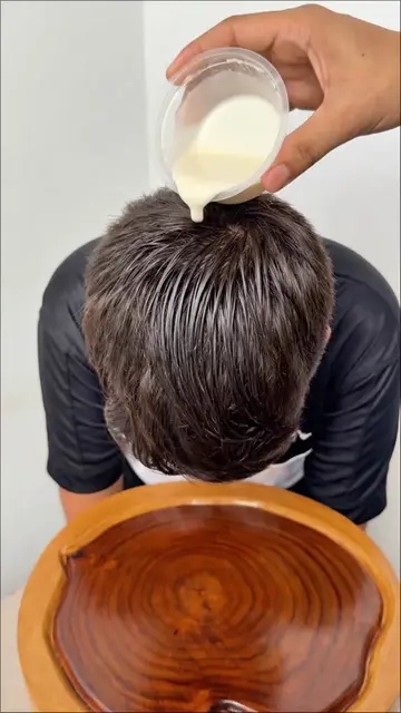 How to Remove Lice and Nits With a Fine-Tooth Comb