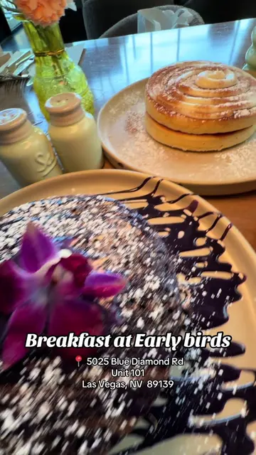 Have you been to @earlybirdslv yet?! 👀🍳 This spot has been on my Vegas food li