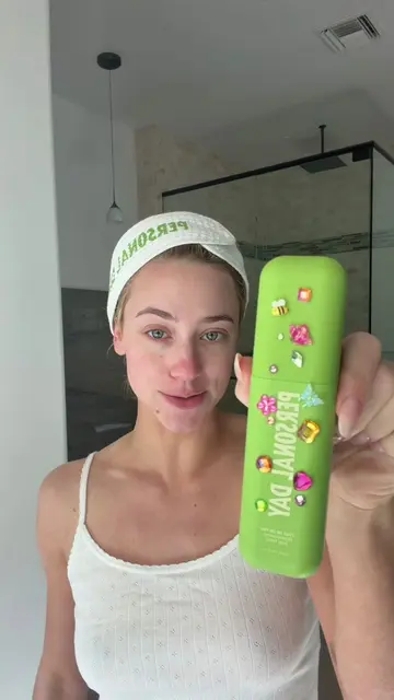 Replying to @annie 🍒 olive would be a true personal day fan, lowkey #thelovehyp