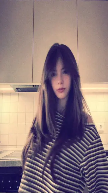 #layers #butterflycut #bangs #haircut #thickhair 