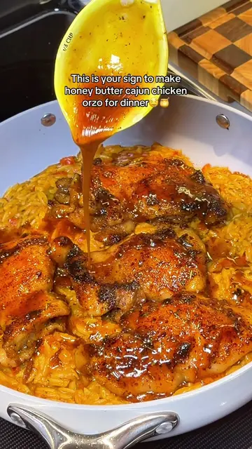 A simple one pan dinner to add to your weekly rotation🤤 full step by step video