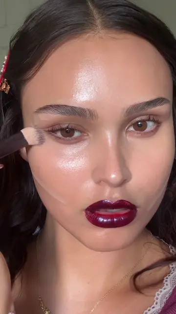 La la la la la  #laminatedbrows #cleangirlmakeup #glowymakeup #nomakeupmakeup #n