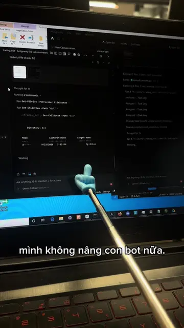 nó thành cả một công ty nghiên cứu bằng ây ai. Có thằng nghĩ chiến lược, thằng b