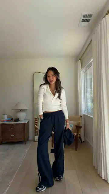 5 minutes to get dressed? @ellenor.kim starts with the basics. #zsupply