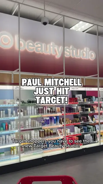 Target shoppers, you have to see the new Target Beauty Studio! I stopped in for 