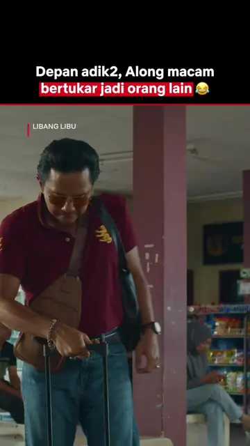 Along ni memang pandai tunjuk macho ye 🤣 📺: #LibangLibu #SembangEntertainment 