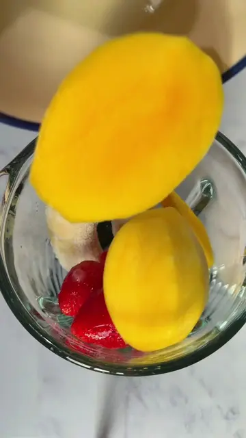 To whoever invented this smoothie combo… you deserve ALL the credit… and yes, it