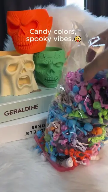 Wait… you get THIS many for only a few dollars?! 💀#ArticulatedSkeleton #3DPrint