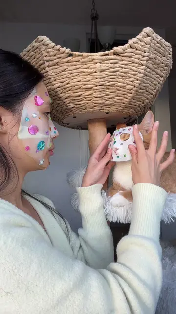 My little diva @Carrot & Skye #bedazzled #facemask #cat 