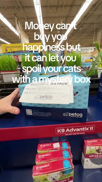 I love these boxes they’re so fun and for under $12!  #petcomysterybox #petco #c