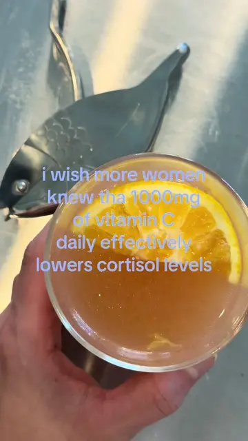 make that adrenal cocktail, you’re too pretty to crash out  #vitaminc #adrenalco