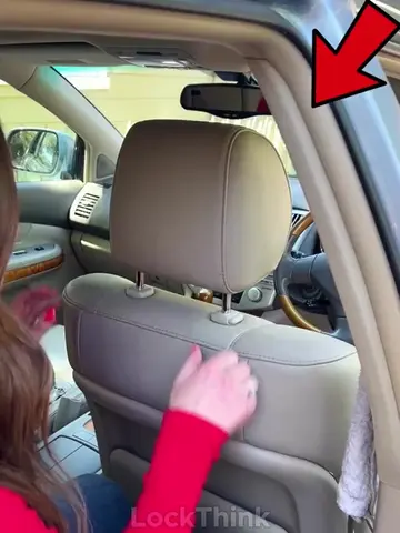 DIY Car Movie Screen! 😮🎥