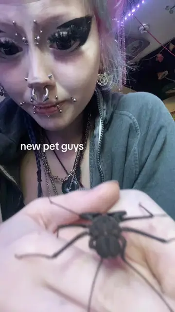oh what a little cutie im gonna cry she is the gentlest cutie pie #pets #bugs #s
