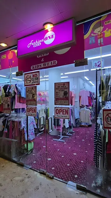 CLOTHES FOR JUST SGD 1?! 👗🚨 📍 Fashion One Plus (Concorde Hotel & Shopping Mal