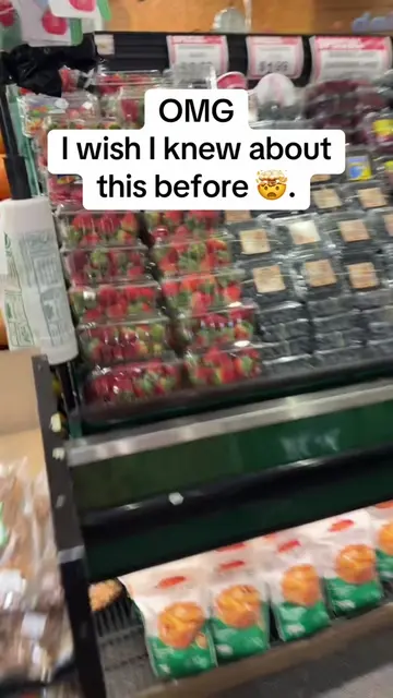 I wish I knew about this before. #lifehacks #lifetips #strawberry #babies #tips 