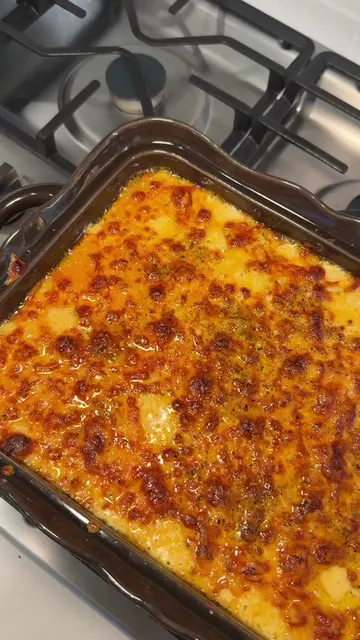 The BEST mac & cheese I’ve ever made. 🧀🤎 This is Tini’s recipe and I genuinely