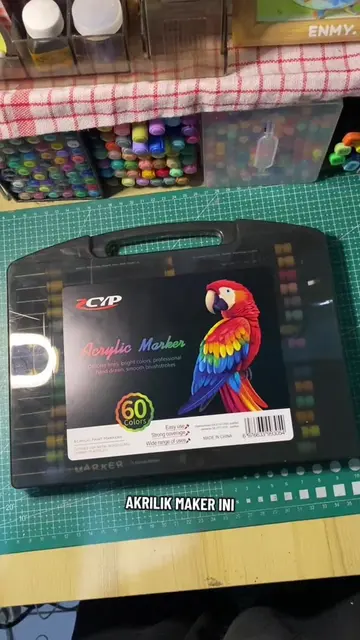 bagus juga ternyata acrylic marker ini😭🎨✨ #art #artist #acrylicmarker #artsupp
