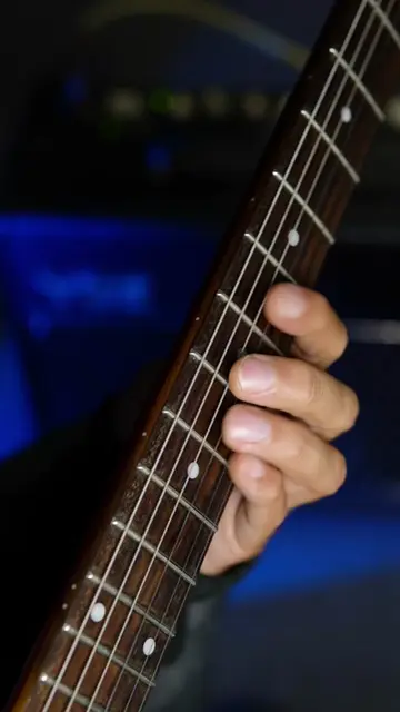If you can play a power chord, you can learn this!  kristoferdahl.com/products/r