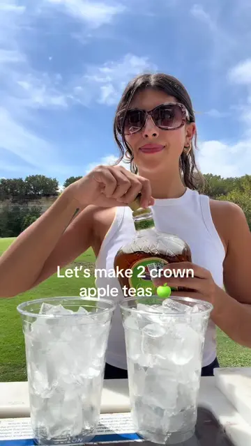 I love crown apple 🍏 #bevcart #golf #fyp #asmr #cocktails 