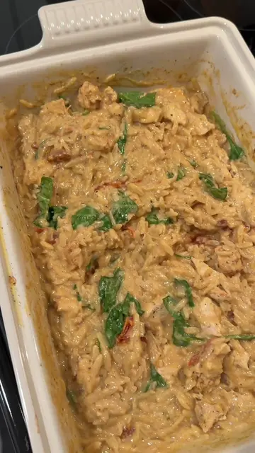 You have to try this yummy boursin chicken & orzo bake 🫶🏼 recipe on my substac