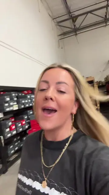 Your favorite blondie is back in the shoe game building!  $1 sneaker auctions al