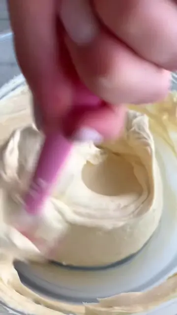 Snap, paste, or share a link. Let AI organize your recipes!