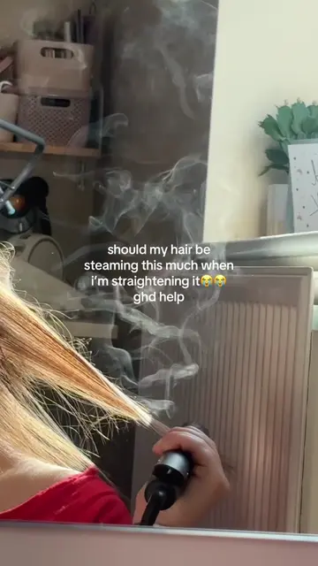 @ghd I don’t think these are supposed to do this idk tho xx #straightener #hair 
