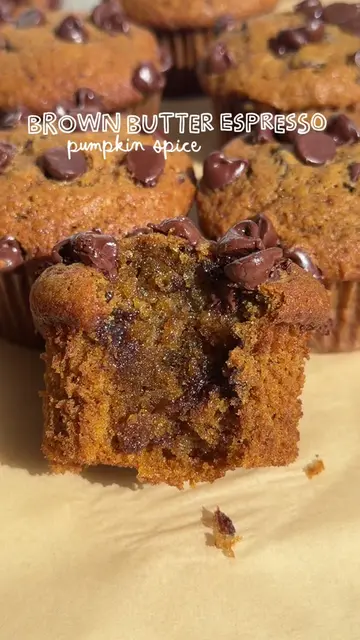 Brown butter + pumpkin + espresso + chocolate chips = the fall muffin I’ll be ma