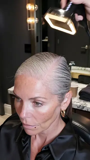 automatic haircut  machine in future amazing transmission#technology  #haircuttr
