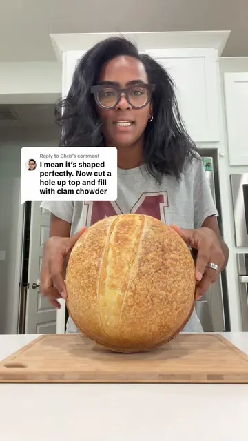 Replying to @Chris I’m def doing clam chowder when it’s not 90+ degrees! She’s a