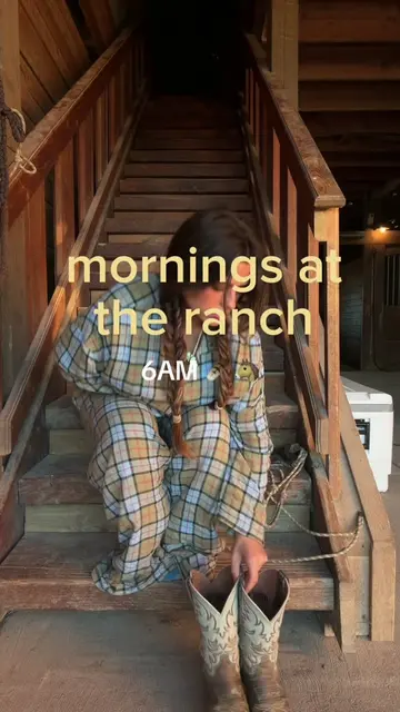 chilly mornings at the ranch >>#ranchlife #farmlife #horses #western #aesthetic 