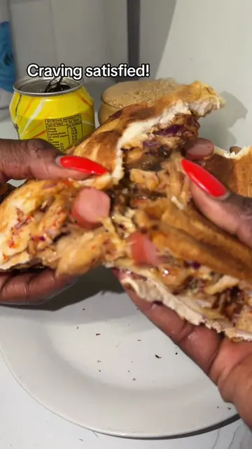 Craving satisfied!  Today, I made this spicy, lovely Mozzarella Chicken Sandwich